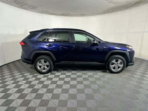 Used 2023 Toyota RAV4 XLE w/ Convenience Package FWD image 2