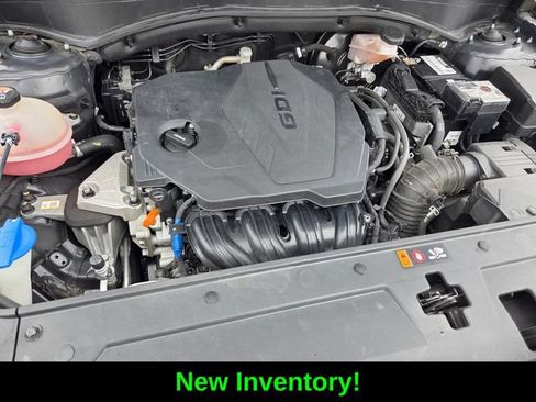 Used 2022 Hyundai Santa Fe SEL FWD image 18