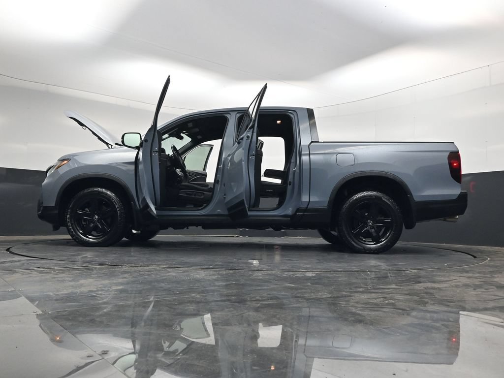 Used 2023 Honda Ridgeline Black Edition image 44