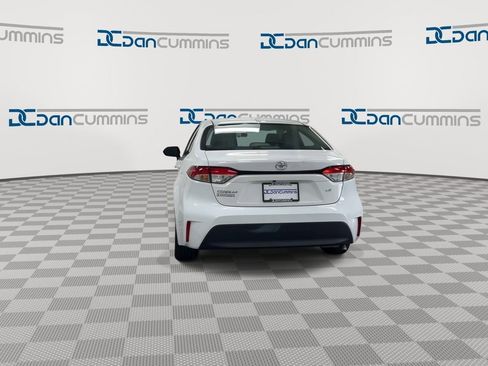 Used 2023 Toyota Corolla LE FWD image 7