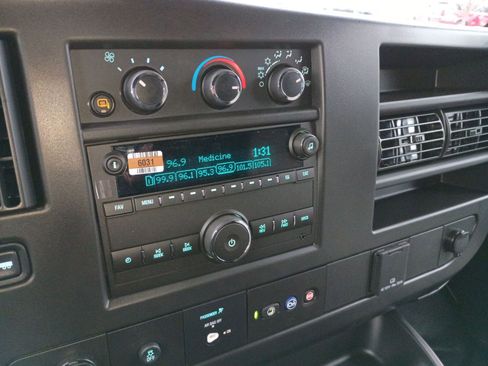 New 2025 Chevrolet Express 2500 w/ Driver Convenience Package image 29