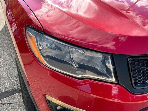 Used 2019 Jeep Compass Latitude AWD/4WD image 31