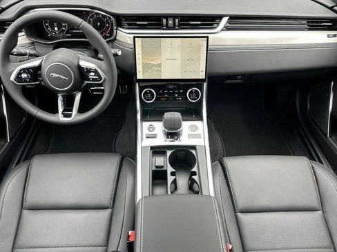 New 2024 Jaguar XF R-Dynamic SE AWD/4WD image 13