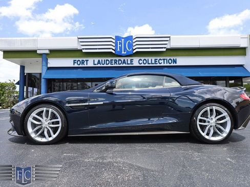 Used 2016 Aston Martin Vanquish Volante RWD image 34