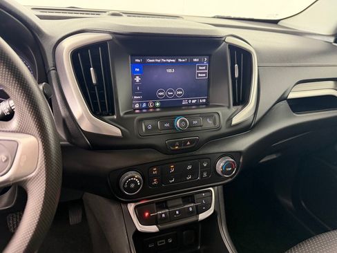 Used 2022 GMC Terrain SLE w/ Elevation Edition FWD image 14