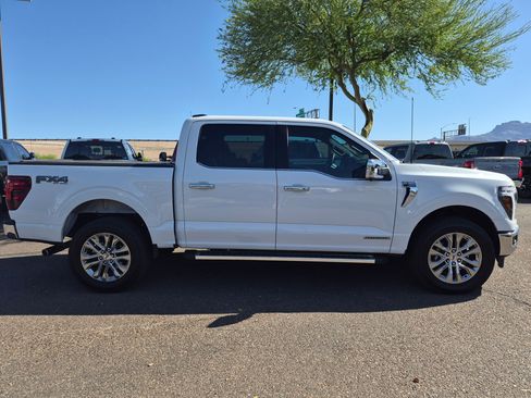 Used 2025 Ford F150 Lariat w/ Equipment Group 501A Mid AWD/4WD image 4