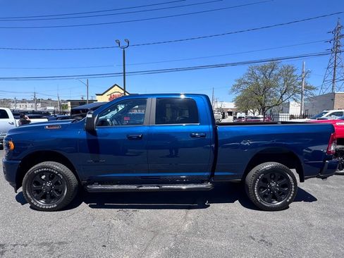 Used 2024 RAM 2500 Big Horn w/ Night Edition AWD/4WD image 4
