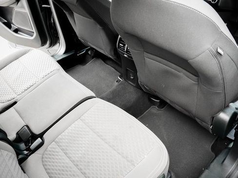 Used 2022 Ford Escape SE w/ Cold Weather Package image 31