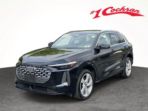 Certified 2025 Audi Q5 Premium Plus w/ Premium Plus AWD/4WD image 11