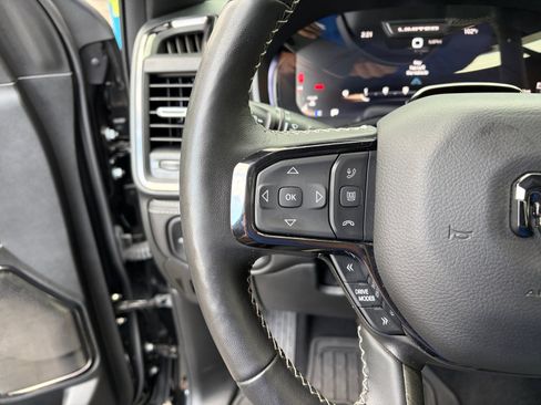 Used 2025 RAM 1500 Limited AWD/4WD image 15