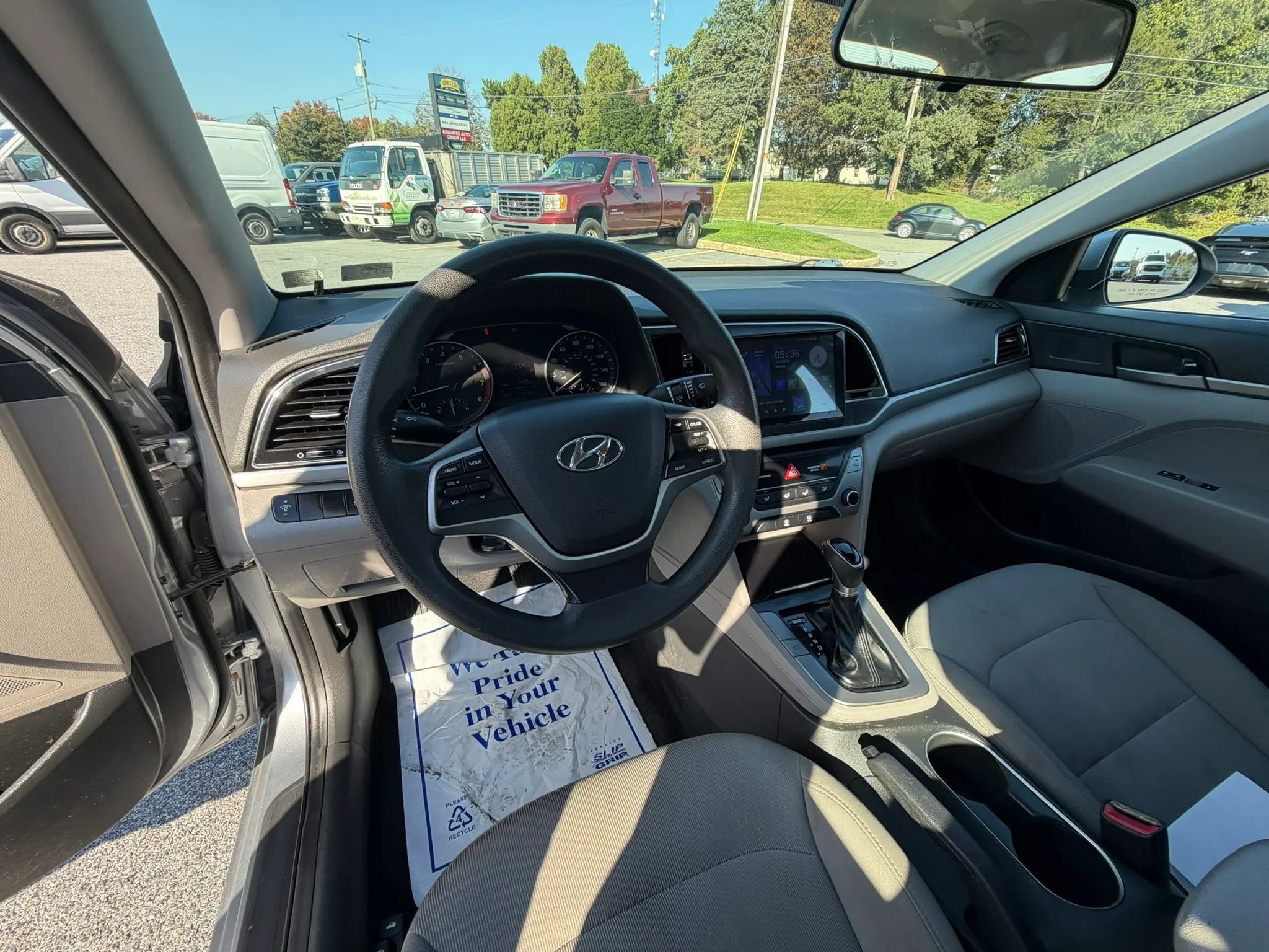 Used 2017 Hyundai Elantra SE FWD image 51