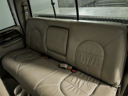 Used 2000 Ford F350 Lariat image 20