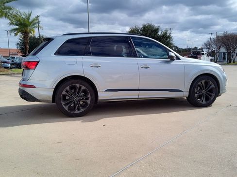 Used 2025 Audi Q7 3.0T Premium Plus w/ Premium Plus Package image 12