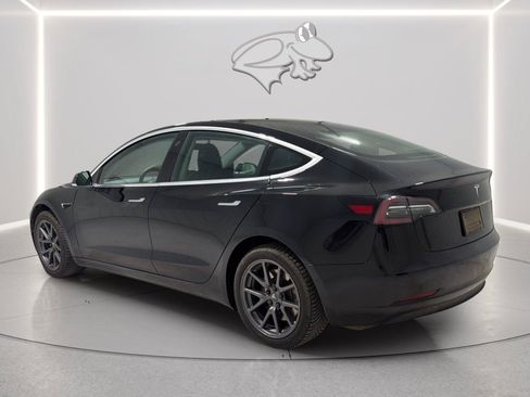 Used 2020 Tesla Model 3 Standard Range RWD image 3