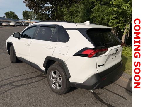 Used 2023 Toyota RAV4 XLE w/ Convenience Package AWD/4WD image 7
