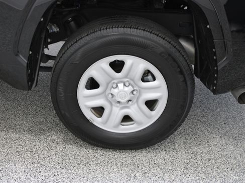 Used 2023 Toyota Tundra SR w/ SR Tow Package RWD image 11
