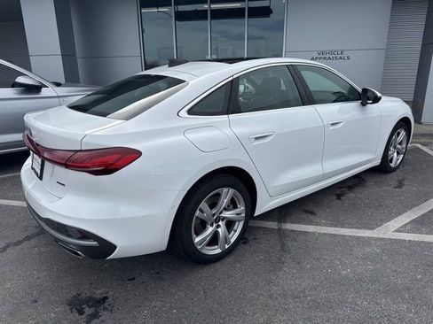 Used 2025 Audi A5 2.0T Premium w/ Convenience Package image 4