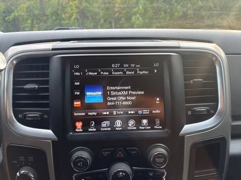 Used 2017 RAM 2500 Big Horn w/ Sport Appearance Group AWD/4WD image 17