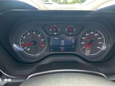 Used 2020 Chevrolet Camaro LT1 RWD image 18
