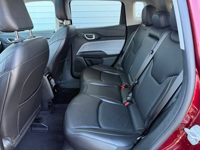 Used 2022 Jeep Compass Latitude w/ Sun and Sound Group AWD/4WD image 16