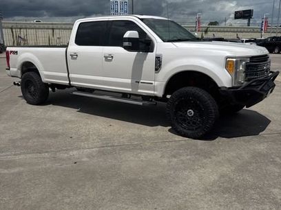 Used 2017 Ford F250 Lariat w/ Chrome Package