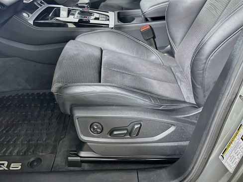 Used 2023 Audi Q5 e Premium Plus w/ Premium Plus Package AWD/4WD image 22