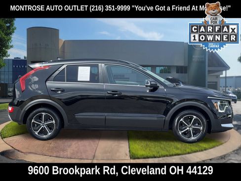 Used 2023 Kia Niro EX FWD image 3