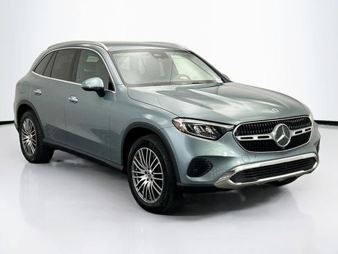Certified 2026 Mercedes-Benz GLC 300 image 3