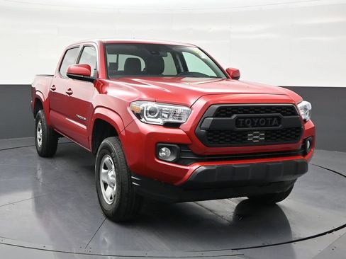 Used 2022 Toyota Tacoma SR5 RWD image 7