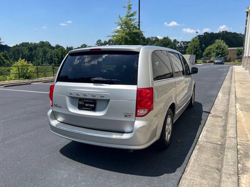Used 2012 Dodge Grand Caravan Crew image 27