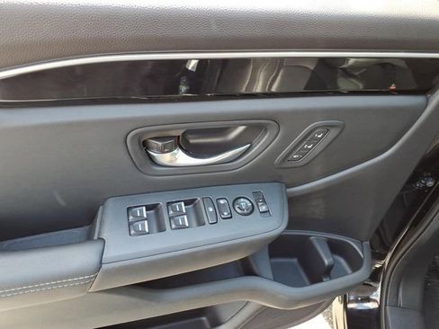 Certified 2025 Honda Pilot EX-L image 13