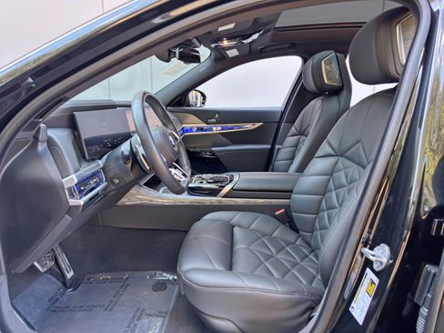 Used 2024 BMW 740i w/ M Sport Professional Package RWD image 17
