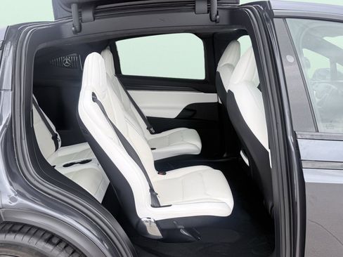 Used 2022 Tesla Model X Plaid AWD/4WD image 41