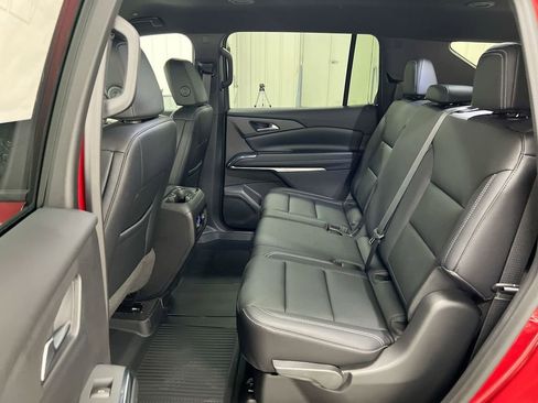 New 2026 Chevrolet Traverse LT w/ Driver Confidence Package AWD/4WD image 23