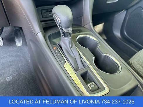 Certified 2024 Chevrolet Equinox LT FWD image 15