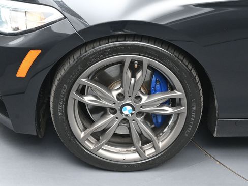 Used 2016 BMW M235i Coupe image 12