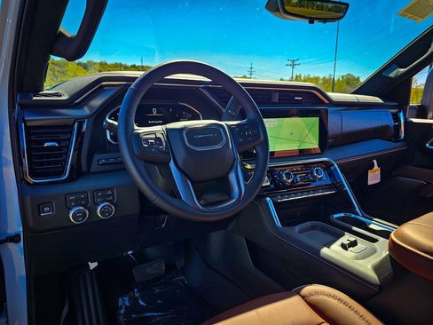 New 2026 GMC Sierra 3500 Denali Ultimate image 19