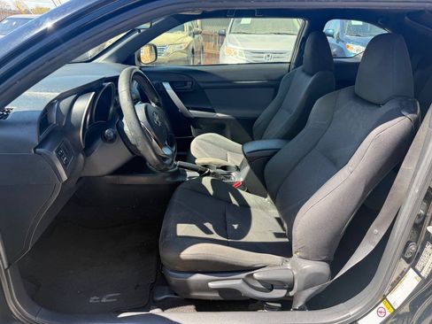 Used 2012 Scion tC FWD image 11