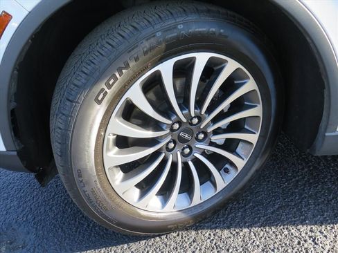 Used 2021 Lincoln Aviator Reserve w/ Equipment Group 201A image 18