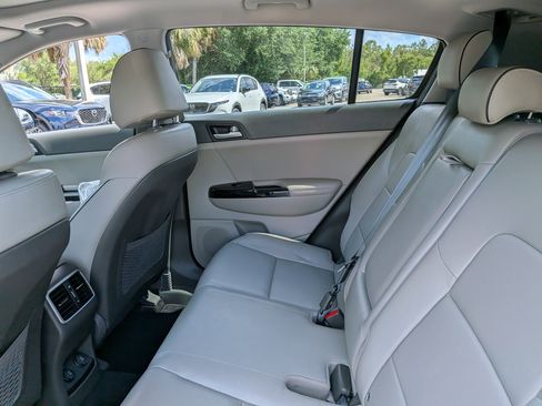 Used 2018 Kia Sportage EX w/ EX Premium Package FWD image 14