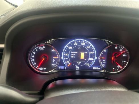 Used 2023 GMC Acadia AT4 w/ Technology Package AWD/4WD image 11