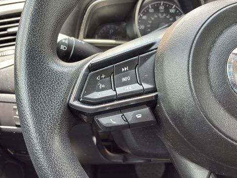 Used 2018 MAZDA MAZDA3 Sport image 31