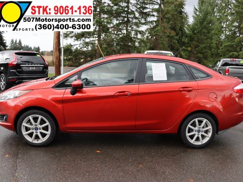 Used 2019 Ford Fiesta SE w/ Equipment Group 201A image 4