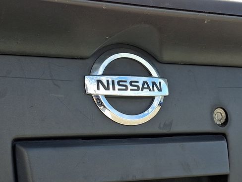 Used 2013 Nissan Frontier SV AWD/4WD image 28