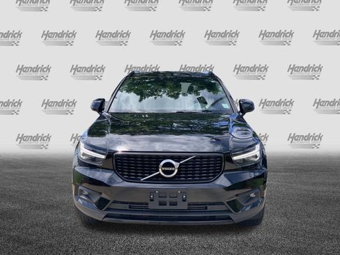 Used 2019 Volvo XC40 T5 R-Design AWD/4WD image 3