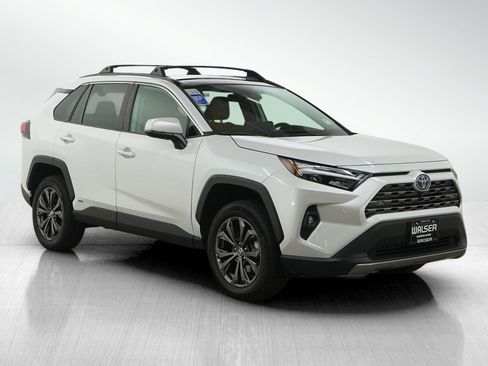 Used 2023 Toyota RAV4 Limited AWD/4WD image 7