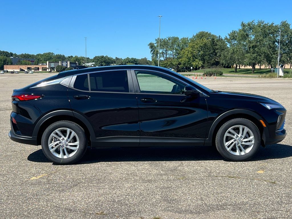 New 2026 Buick Envista Preferred w/ Convenience I Package FWD image 35