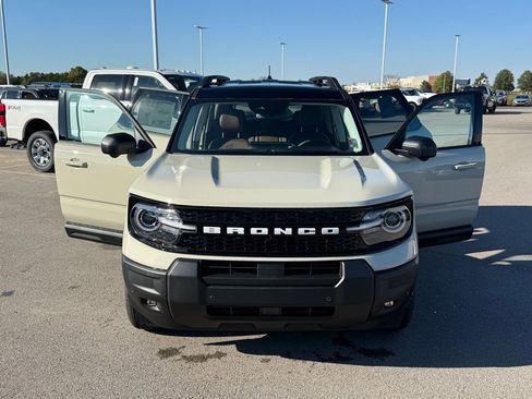 New 2025 Ford Bronco Sport Outer Banks w/ Outer Banks Tech Package+ image 23