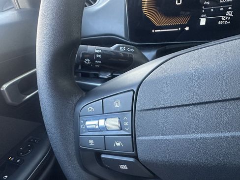 Used 2025 Kia K4 FWD image 16