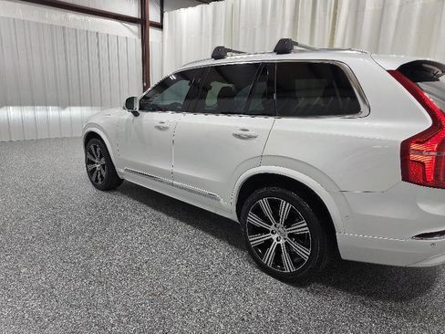 Used 2023 Volvo XC90 B6 Ultimate w/ Protection Package Premier image 5